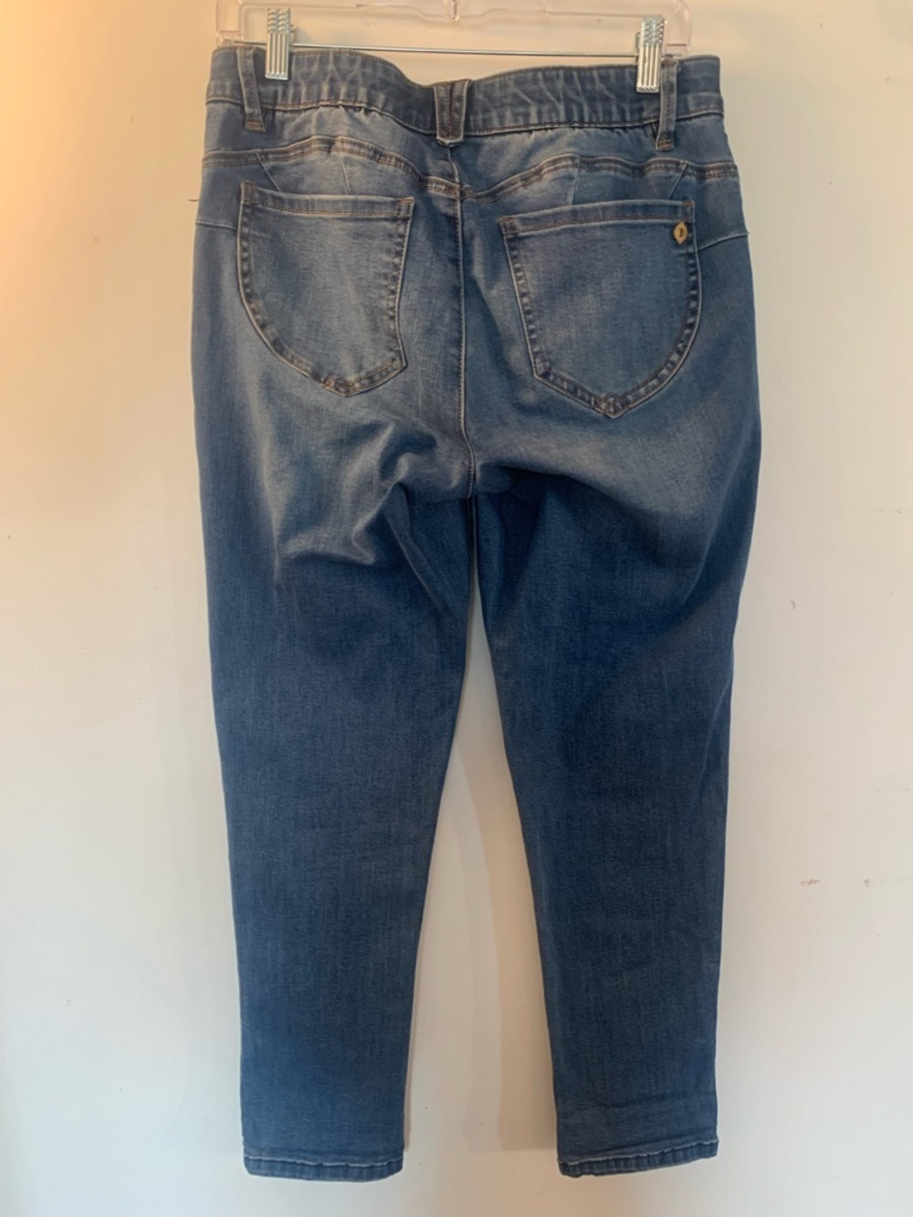 Democracy Ab Solution Jeans Size 10 Stretch Slimming Mid Wash Denim Comfort Fit - Picture 3 of 5